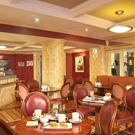 Castle Hotel Macroom Esterno foto