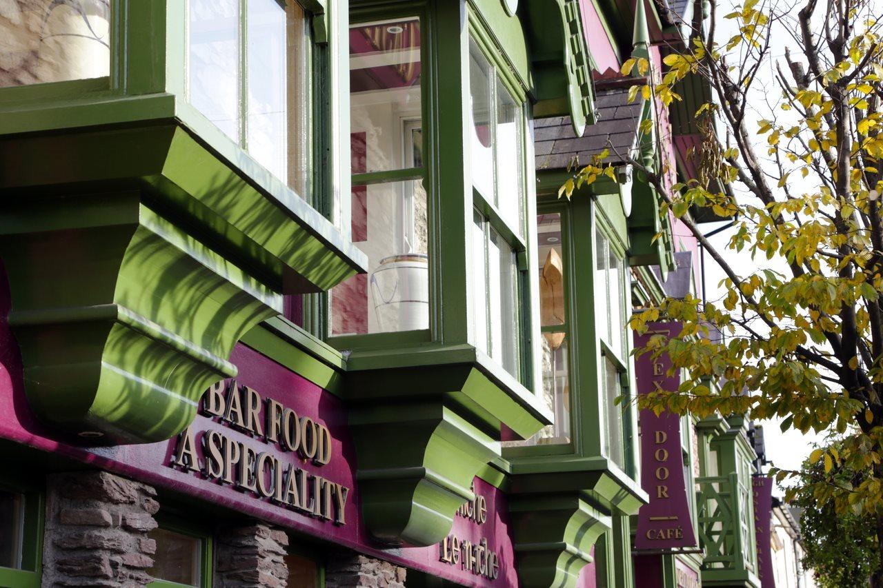 Castle Hotel Macroom Esterno foto